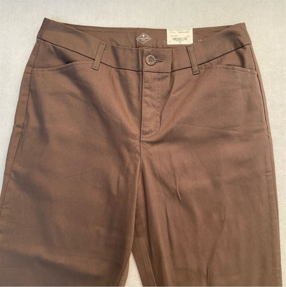 St John's Bay Brown Capri Pants - Picture 7 of 10